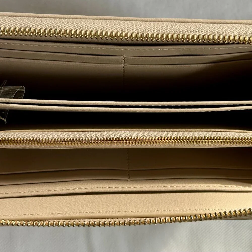 Lady Dior Voyageur Wallet